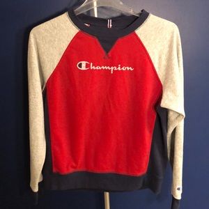 Champion crewneck sweatshirt Women’s Size M